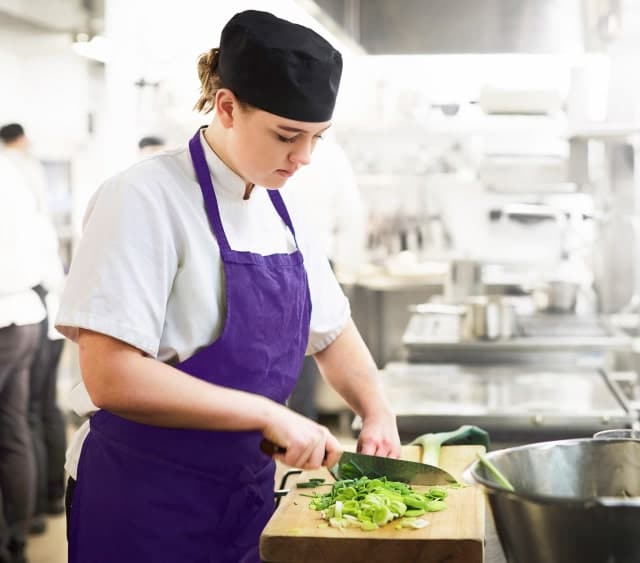 Küchenhilfe Jobs: Dein Einstieg in die Gastronomie!