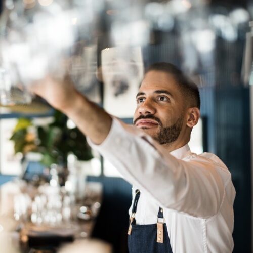 Servicekraft in der Hotellerie
