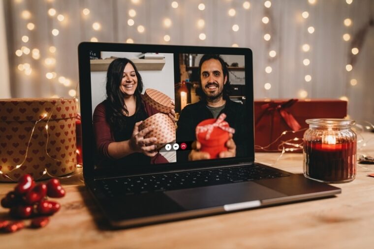 Valentinstag: Ein Date online per Videokonferenz