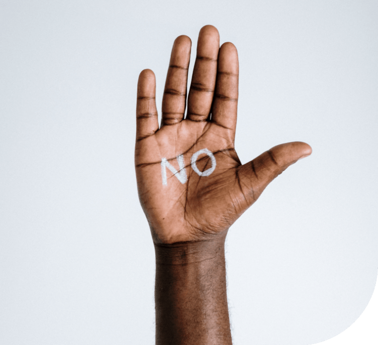 Nachteile eines Sabbaticals symbolisiert durch eine Hand mit dem Wort "No".