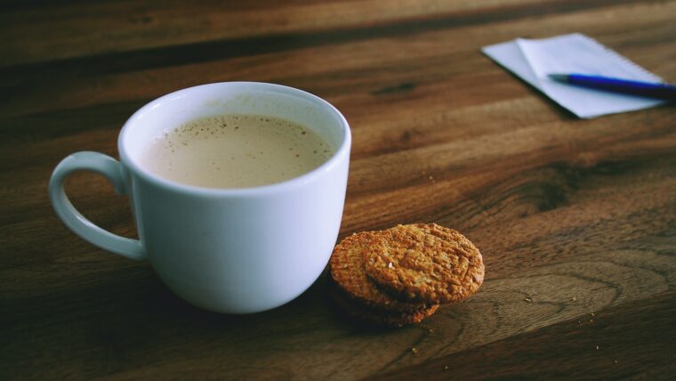 coffee mug and cookie