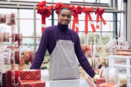 Aushilfe beim Weihnachtsgeschäft